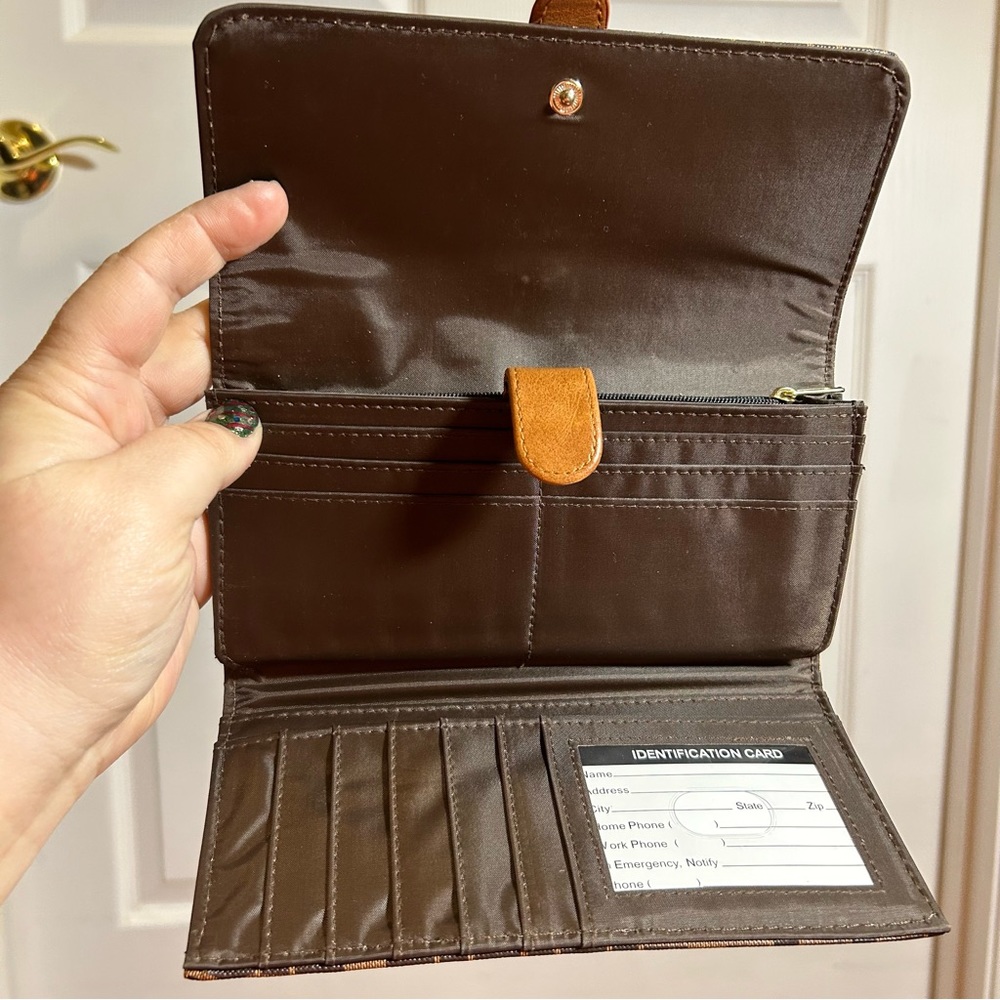 Tri-Fold Geometric Pattern Wallet - image 4